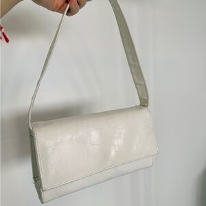 Elegant White Genuine Leather Shoulder Bag
